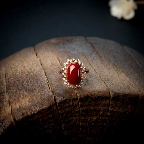 金镶钻阿卡红珊瑚戒指--红珊瑚-阿卡-B106816L20002